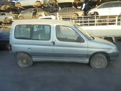 Véhicule à la ferraille citroen berlingo 1.9 d multispace de l'année 1999 alimenté wjz