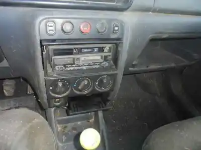 Véhicule à la ferraille citroen berlingo 1.9 d multispace de l'année 1999 alimenté wjz