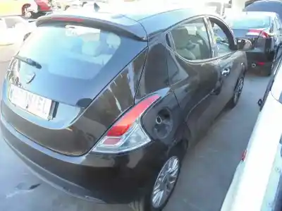 Sloopvoertuig lancia ypsilon (402) gold van het jaar 2013 aangedreven 199b1000