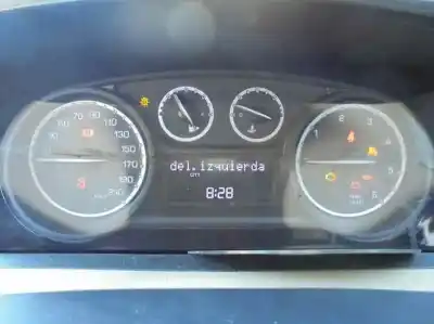 Véhicule à la ferraille lancia                                             ypsilon (402)                                                                                                                                                                                                                                              gold                                                                                                                                                                                                                                                       de l'année 2013 alimenté 199b1000
