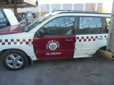 Véhicule à la ferraille nissan x-trail (t30) comfort de l'année 2006 alimenté yd22eti