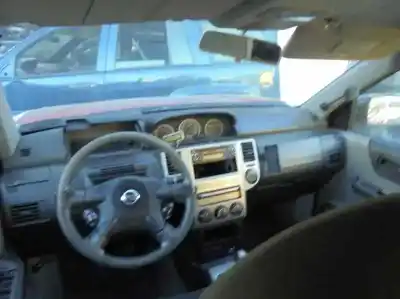 Véhicule à la ferraille nissan x-trail (t30) comfort de l'année 2006 alimenté yd22eti
