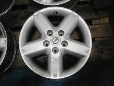 Véhicule à la ferraille nissan x-trail (t30) comfort de l'année 2006 alimenté yd22eti
