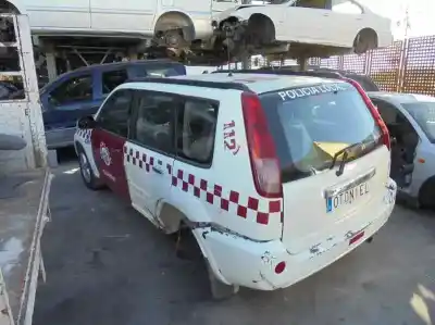 Véhicule à la ferraille nissan x-trail (t30) comfort de l'année 2006 alimenté yd22eti