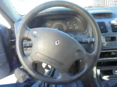 Hurda Aracı renault laguna (b56) 2.2 turbodiesel yılın 1997 güçlü g8t