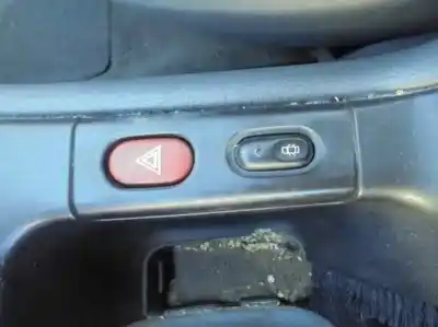 Hurda Aracı renault laguna (b56) 2.2 turbodiesel yılın 1997 güçlü g8t