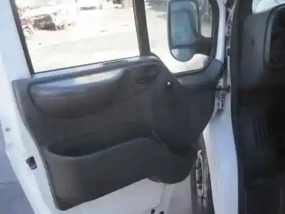 Veicolo di demolizione ford transit mod.2000 caja abierta ft 330 2.4 largo dell'anno 2005 alimentato h9fa