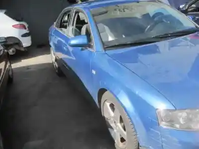 Sloopvoertuig audi a4 berlina (8e) 2.5 v6 24v tdi van het jaar 2001 aangedreven ake