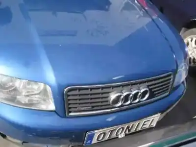 Sloopvoertuig audi a4 berlina (8e) 2.5 v6 24v tdi van het jaar 2001 aangedreven ake