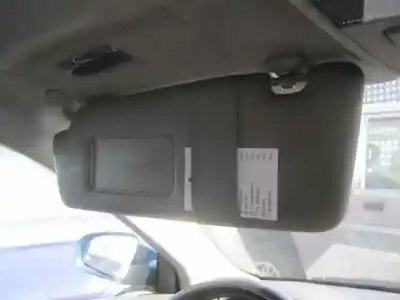 Sloopvoertuig audi a4 berlina (8e) 2.5 v6 24v tdi van het jaar 2001 aangedreven ake