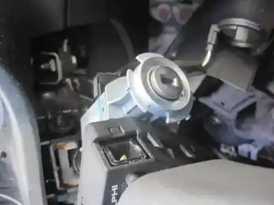 Veículo de Sucata opel corsa d color edition do ano 2014 alimentado a14xer opt. ldd