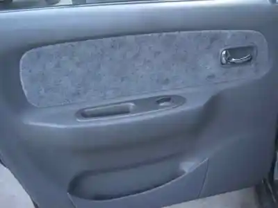 Véhicule à la ferraille kia joice 2.0 cat de l'année 2002 alimenté g4cp