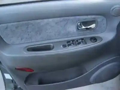 Véhicule à la ferraille kia joice 2.0 cat de l'année 2002 alimenté g4cp