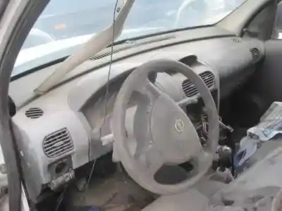 Veículo de Sucata opel combo familiar do ano 2006 alimentado z13dt