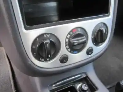 Здавання транспортного засобу mercedes-benz clase a (w168) 210 evolution (168.035) року 2003 потужний m166995