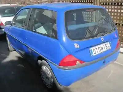 Veículo de Sucata lancia y10 avenue do ano 1997 alimentado 176b2000