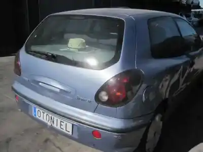 Verschrottungsfahrzeug fiat bravo i (182_) 1.6 16v (182.ab) des jahres 2000 angetrieben 182a4000
