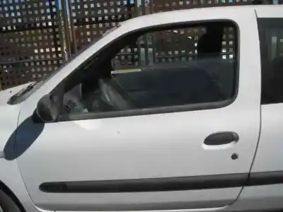 Здавання транспортного засобу renault clio ii fase ii (b/cb0) authentique року 2003 потужний k9k b7