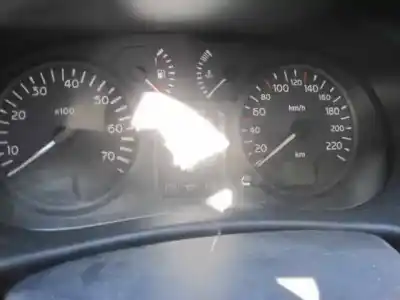 Здавання транспортного засобу renault clio ii fase ii (b/cb0) authentique року 2003 потужний k9k b7