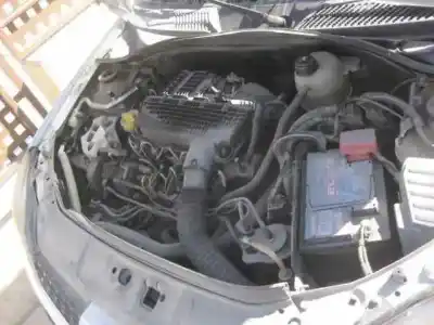 Здавання транспортного засобу renault clio ii fase ii (b/cb0) authentique року 2003 потужний k9k b7