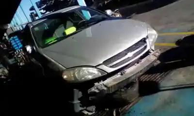 Vehicul casat chevrolet lacetti cdx al anului 2005 alimentat f16d3