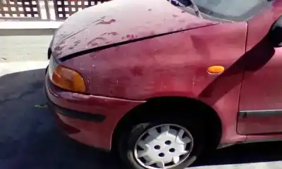 Veículo de Sucata fiat punto berlina (176) * do ano 1999 alimentado 176b4000