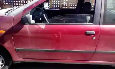 Veículo de Sucata fiat punto berlina (176) * do ano 1999 alimentado 176b4000