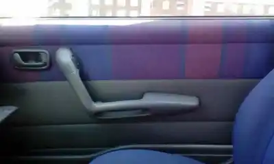 Veículo de Sucata fiat punto berlina (176) * do ano 1999 alimentado 176b4000