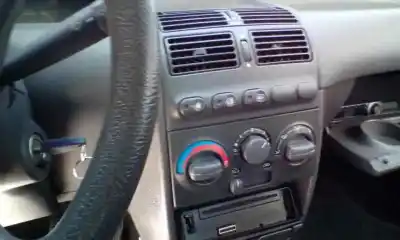 Veículo de Sucata fiat punto berlina (176) * do ano 1999 alimentado 176b4000