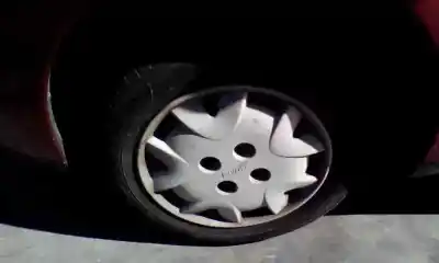 Veículo de Sucata fiat punto berlina (176) * do ano 1999 alimentado 176b4000