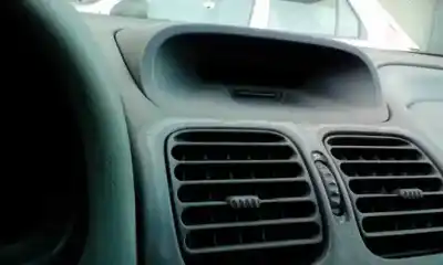 Здавання транспортного засобу renault laguna (b56) 1.9 dti diesel cat року 1998 потужний f9q