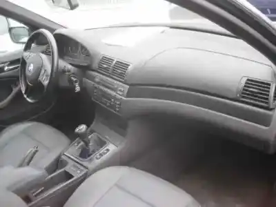 Véhicule à la ferraille bmw serie 3 berlina (e46) 320d de l'année 2003 alimenté 204d4