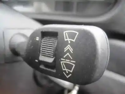 Véhicule à la ferraille bmw serie 3 berlina (e46) 320d de l'année 2003 alimenté 204d4