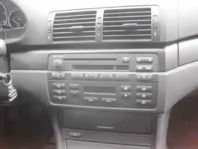 Véhicule à la ferraille bmw serie 3 berlina (e46) 320d de l'année 2003 alimenté 204d4