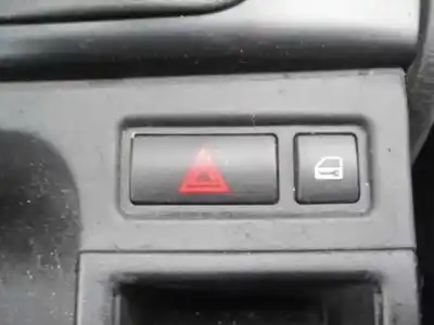 Véhicule à la ferraille bmw serie 3 berlina (e46) 320d de l'année 2003 alimenté 204d4