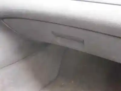 Véhicule à la ferraille bmw serie 3 berlina (e46) 320d de l'année 2003 alimenté 204d4