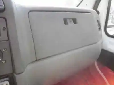 Здавання транспортного засобу citroen jumper combi (1) 31 c d 4x4 confort ntz. 1400 року 2001 потужний d-t9a