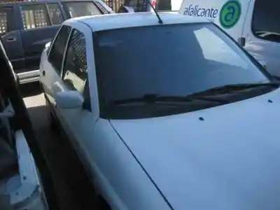Véhicule à la ferraille ford                                               escort berl./turnier                                                                                                                                                                                                                                       valore berlina                                                                                                                                                                                                                                             de l'année 1996 alimenté rtf