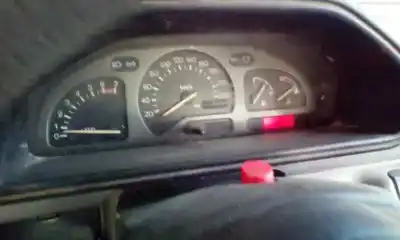 Здавання транспортного засобу ford fiesta berl./courier si року 1990 потужний gu