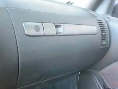 Veículo de Sucata citroen xsara coupe 2.0 hdi vtr do ano 2000 alimentado rhy(dw10td)