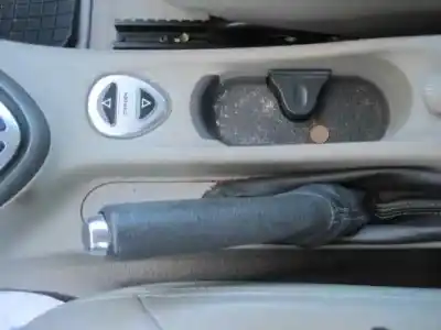 Veículo de Sucata citroen c5 berlina 2.0 16v cat (rfj / ew10a) do ano 2005 alimentado rfj