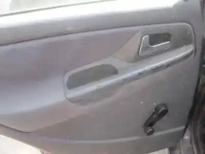 Veículo de Sucata seat cordoba berlina (6k2) stella do ano 2001 alimentado aua