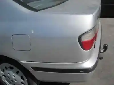 Véhicule à la ferraille nissan primera berlina (p11) 2.0 navigation de l'année 1998 alimenté ga16