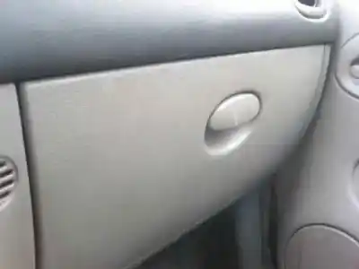 Здавання транспортного засобу citroen xsara picasso 1.8 cat (6fz / ew7j4) року 2001 потужний 6fz