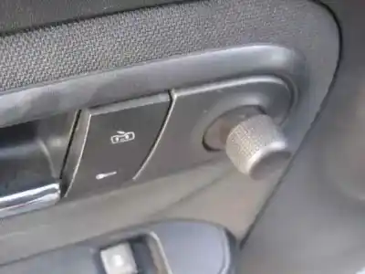 Véhicule à la ferraille seat ibiza (6l1) cool de l'année 2005 alimenté atd