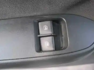 Véhicule à la ferraille seat ibiza (6l1) cool de l'année 2005 alimenté atd