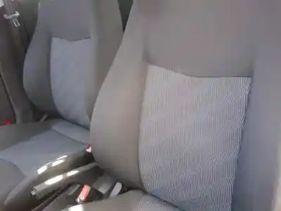 Véhicule à la ferraille seat ibiza (6l1) cool de l'année 2005 alimenté atd