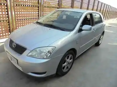 Veículo de Sucata TOYOTA COROLLA (E12) 1.6 16V do ano 2004 alimentado 3ZZ-FE