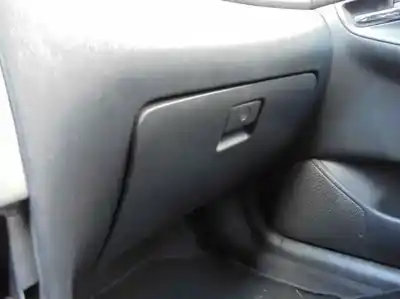 Veículo de Sucata toyota corolla (e12) 1.6 16v do ano 2004 alimentado 3zz-fe