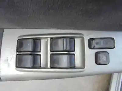 Veículo de Sucata toyota corolla (e12) 1.6 16v do ano 2004 alimentado 3zz-fe